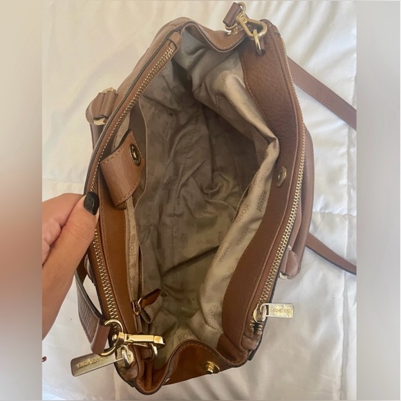 Michael Kors Brown Leather Shoulder Bag - Picture 5 of 10